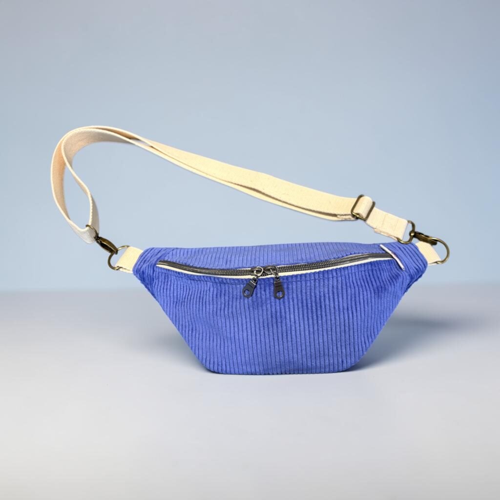 Sac banane femme Axel bleu lavande en velours côtelé avec bandoulière réglable